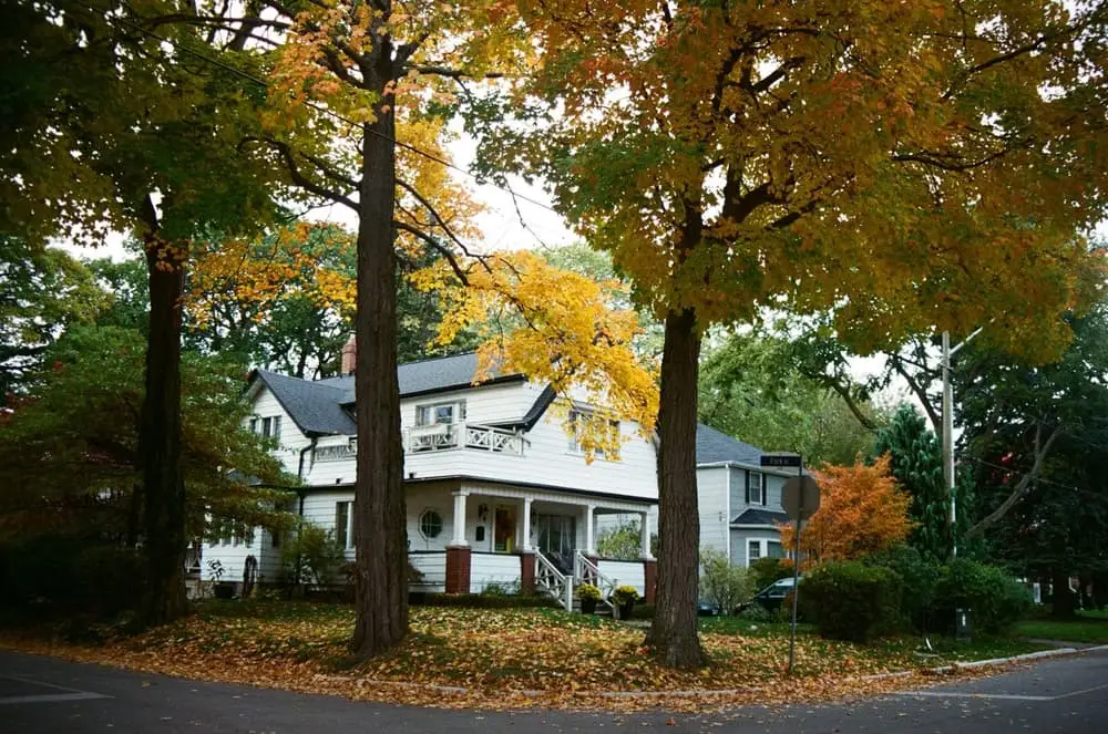 Should You Sell This Fall or Wait Until Spring?